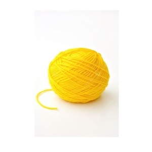 NOVELO DE LÃ AMARELO